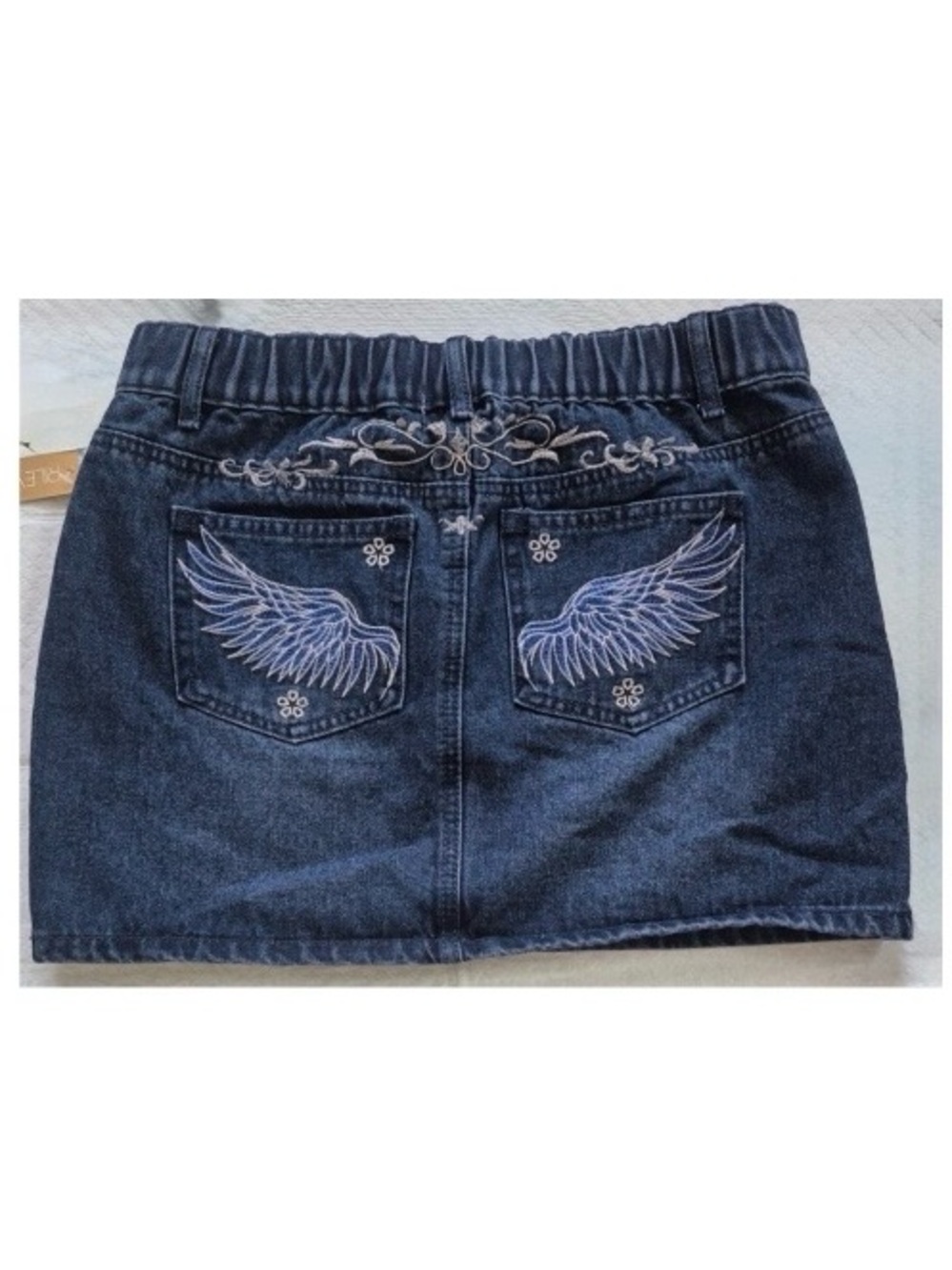 Denim nwt size small Mini Skirt with Embroidered Wing Pockets
